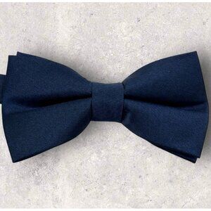 THE TIE BAR Silk Bow Tie Solid Blue W:2.5" EUC